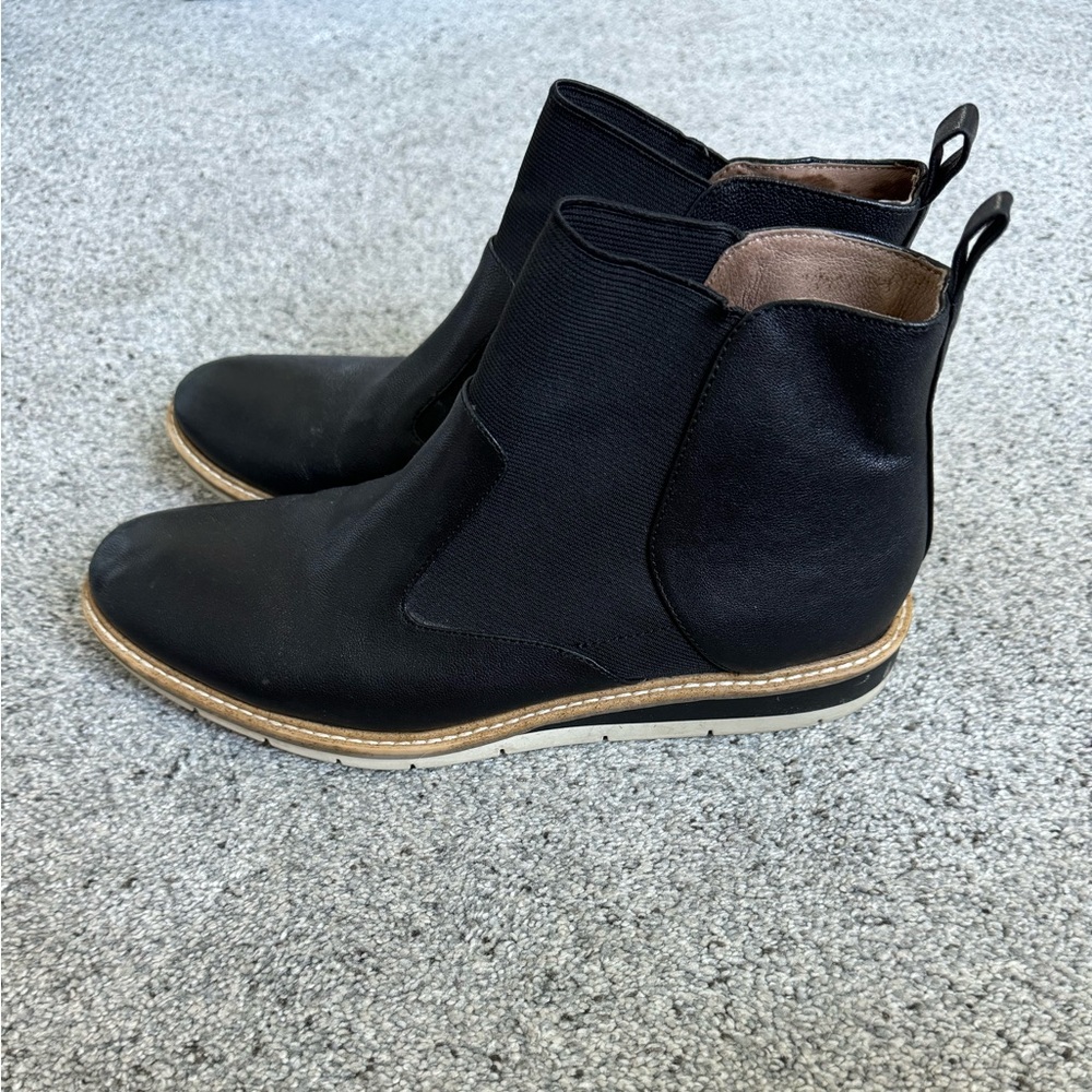 Adam Tucker black boot sneaker
